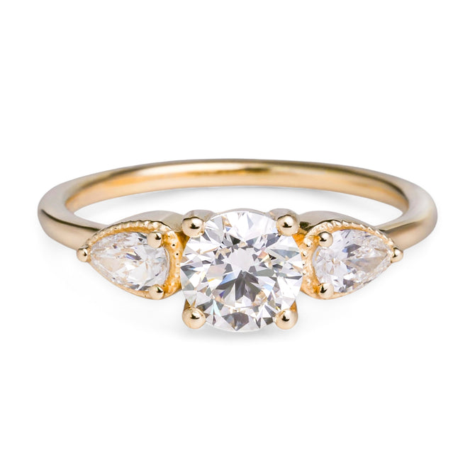 Paloma II - White Diamond